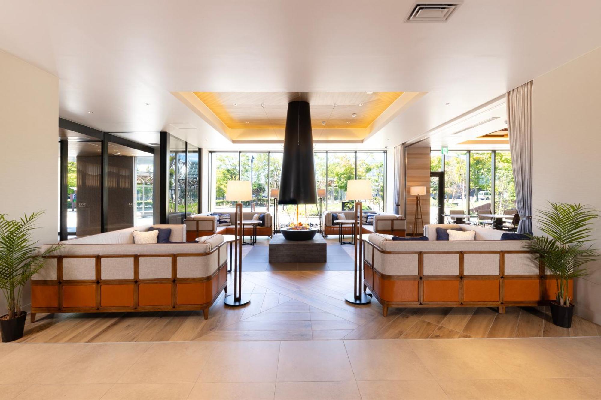 Aqa Hotel Premium Saku Luaran gambar